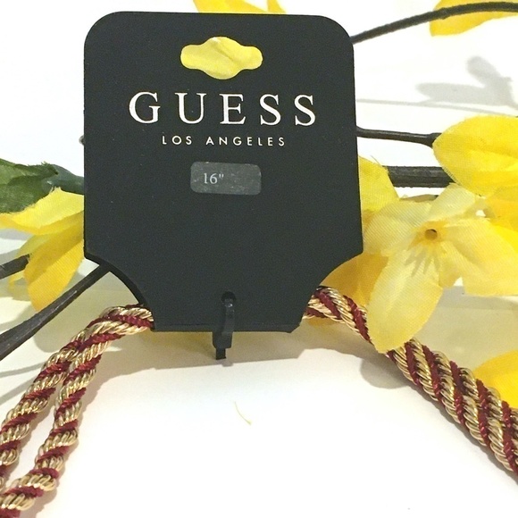 𝅺3/$29! GUESS Twisted Rope Necklace with Lock - Picture 2 of 8